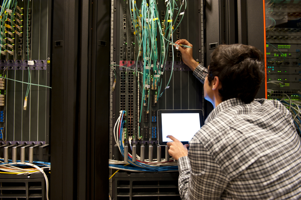 Security Operations Center (SOC)